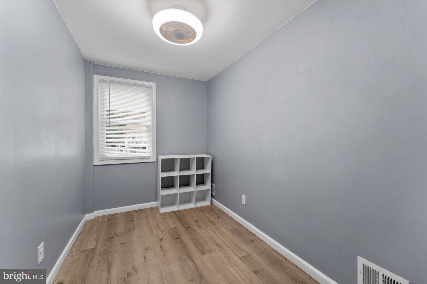 1040 Wedgewood Road photo 9