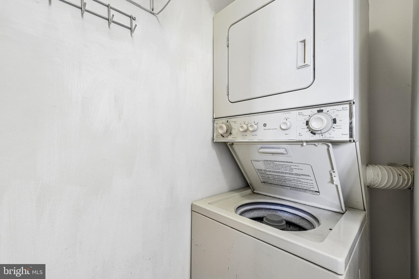 1714 Park Avenue #204 photo 21