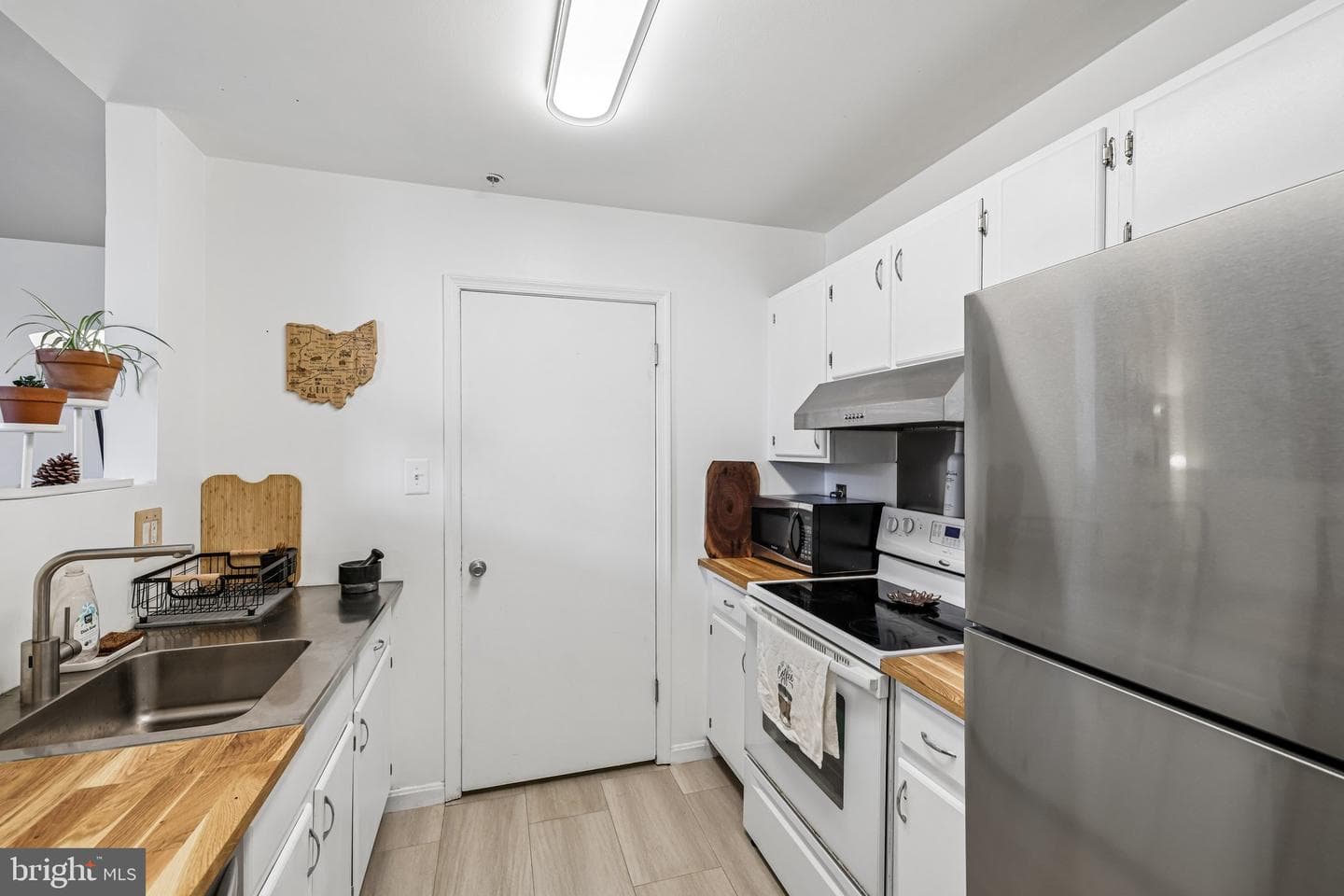 1714 Park Avenue #204 photo 8