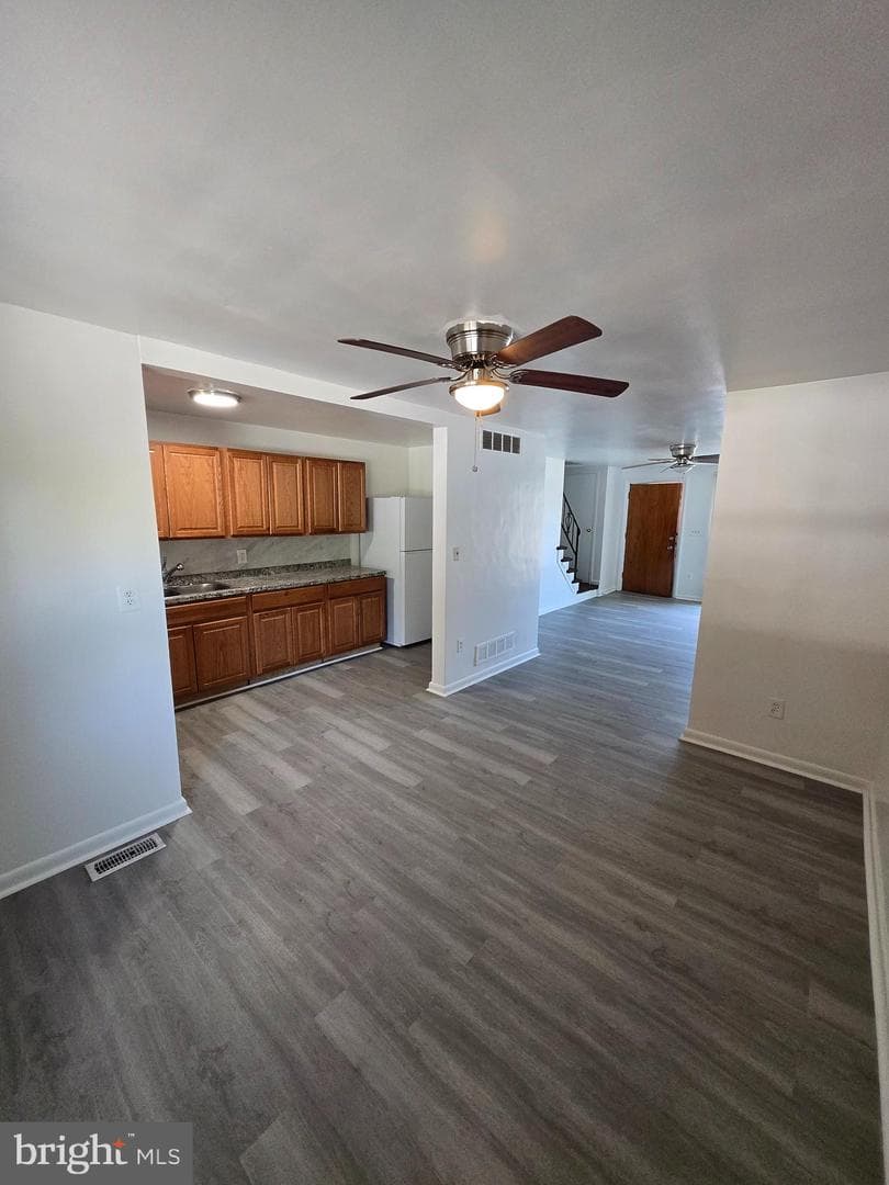 5643 Kavon Avenue photo 7
