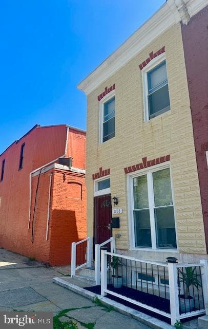 1733 Rutland Avenue photo 3