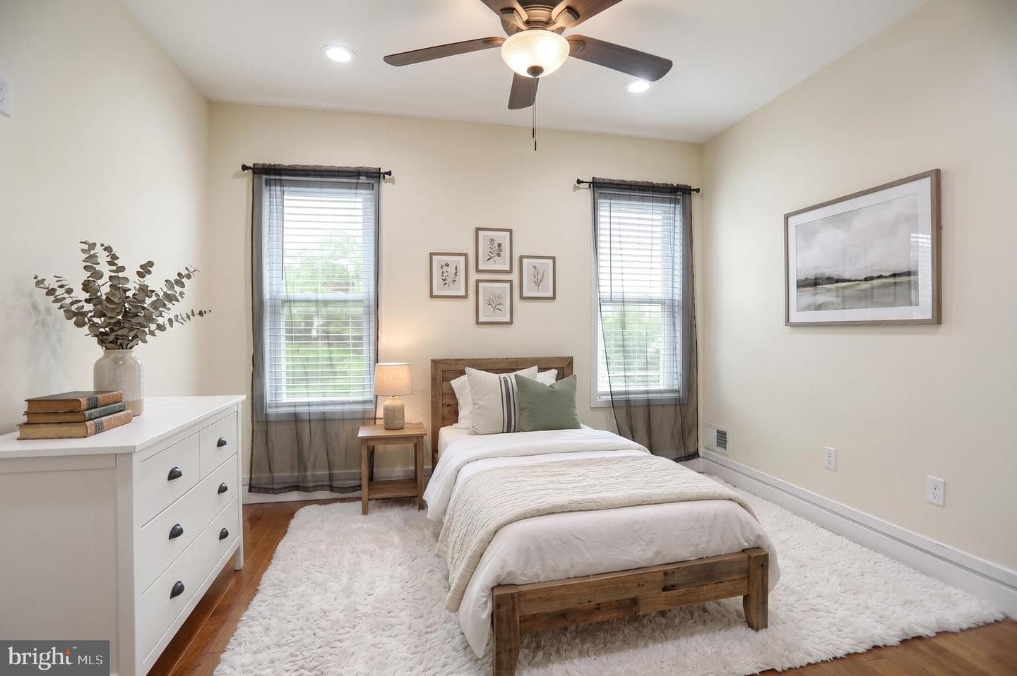 244 N Rose Street photo 3