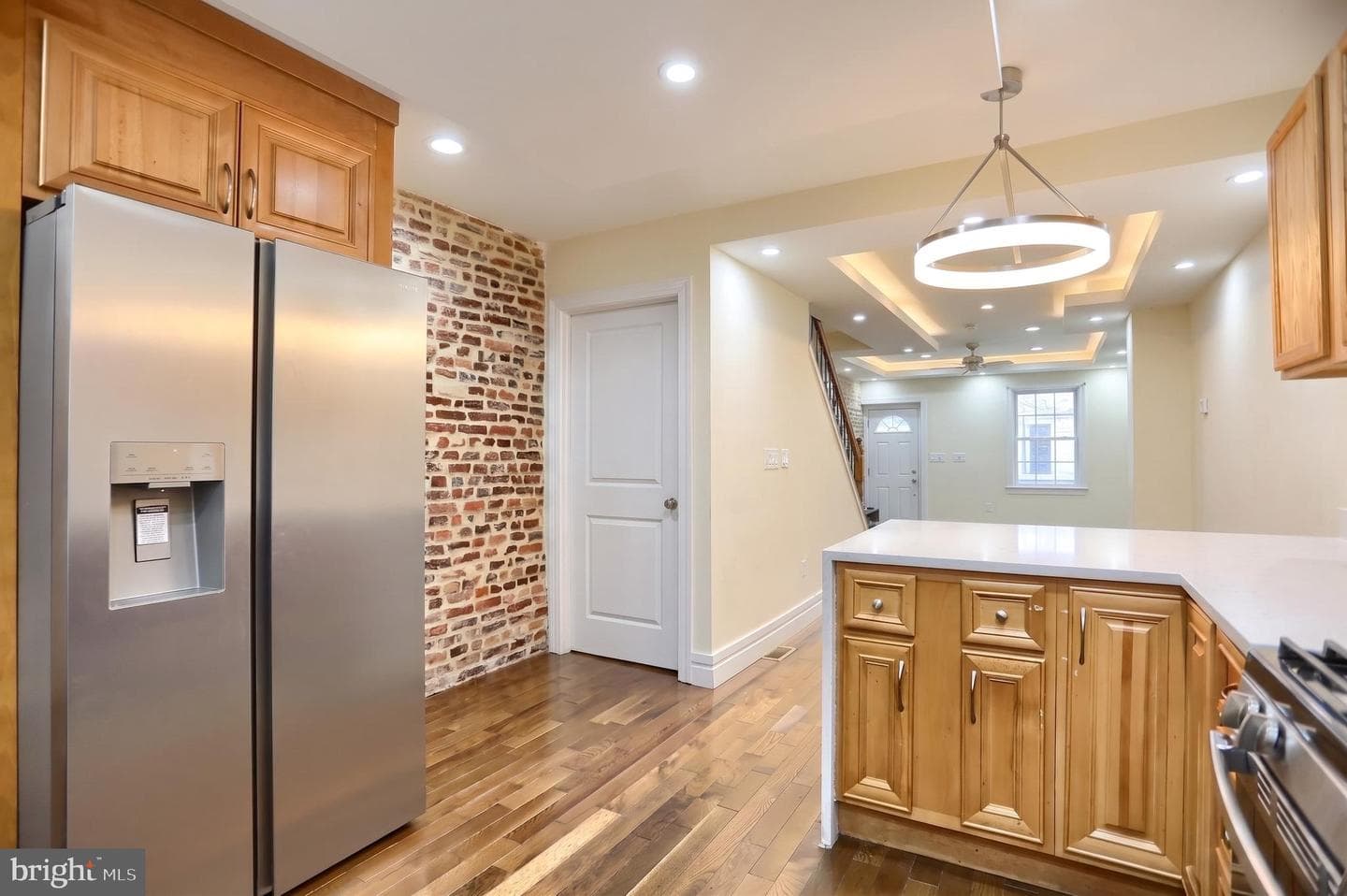 244 N Rose Street photo 7