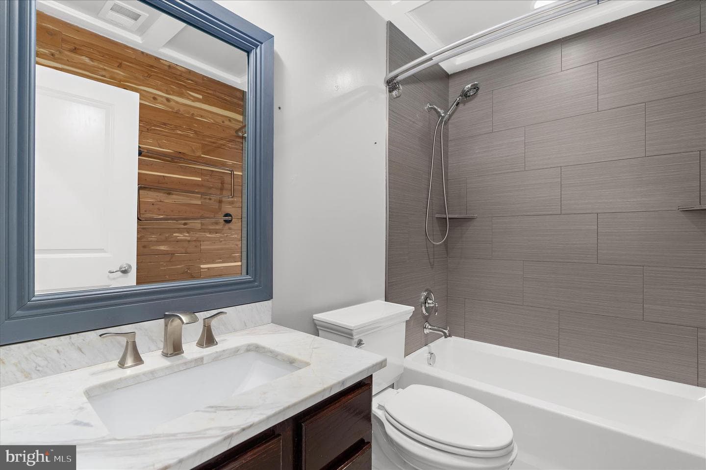 4628 Fait Avenue photo 24