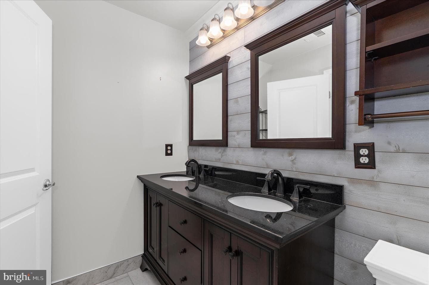 4628 Fait Avenue photo 30