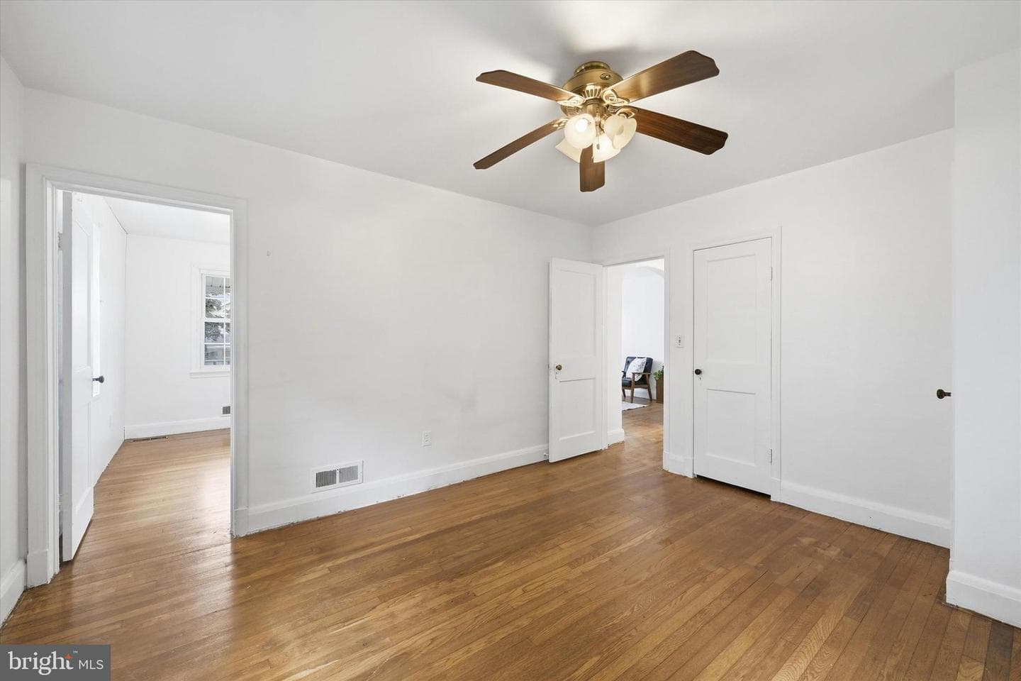 5409 Catalpha Road photo 10