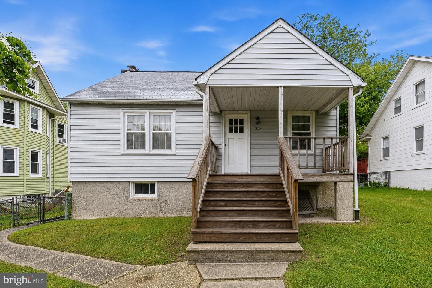 5409 Catalpha Road photo 2