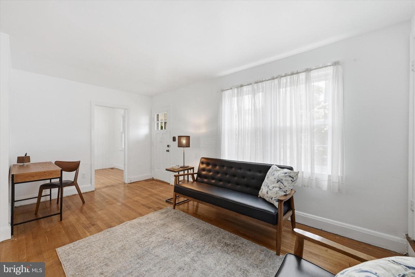 5409 Catalpha Road photo 6
