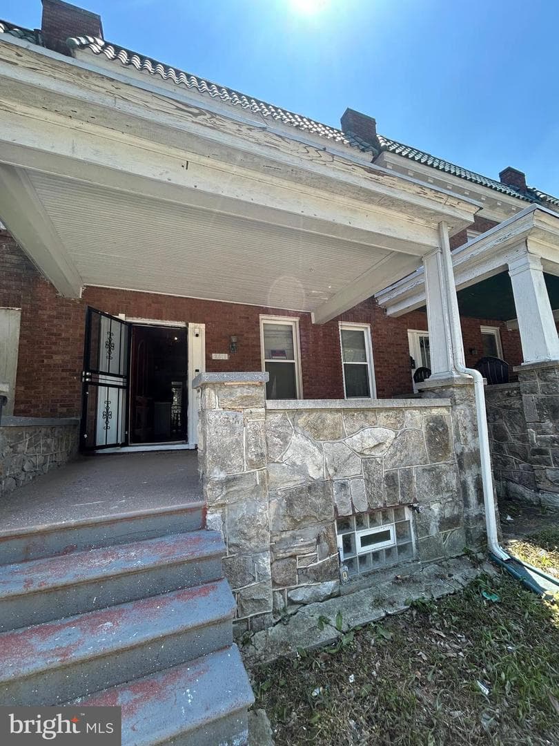 2811 W Lafayette Avenue photo 31