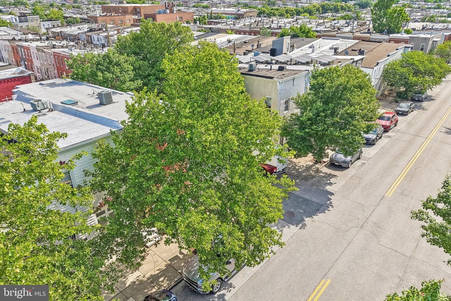 2506 E Fairmount Avenue photo 47