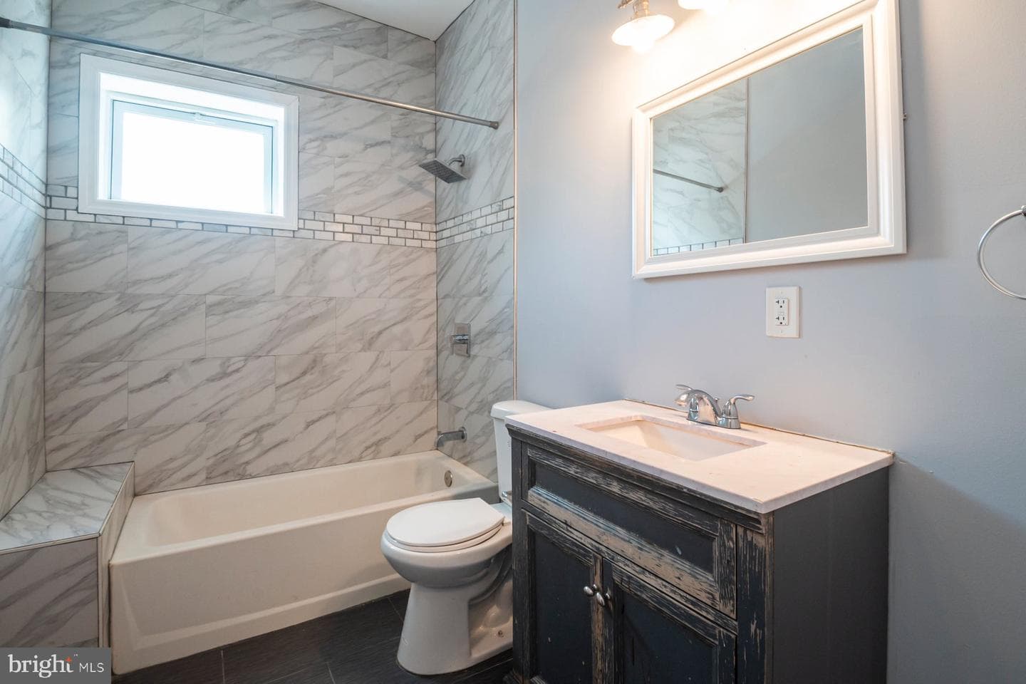1210 Weldon Avenue photo 14