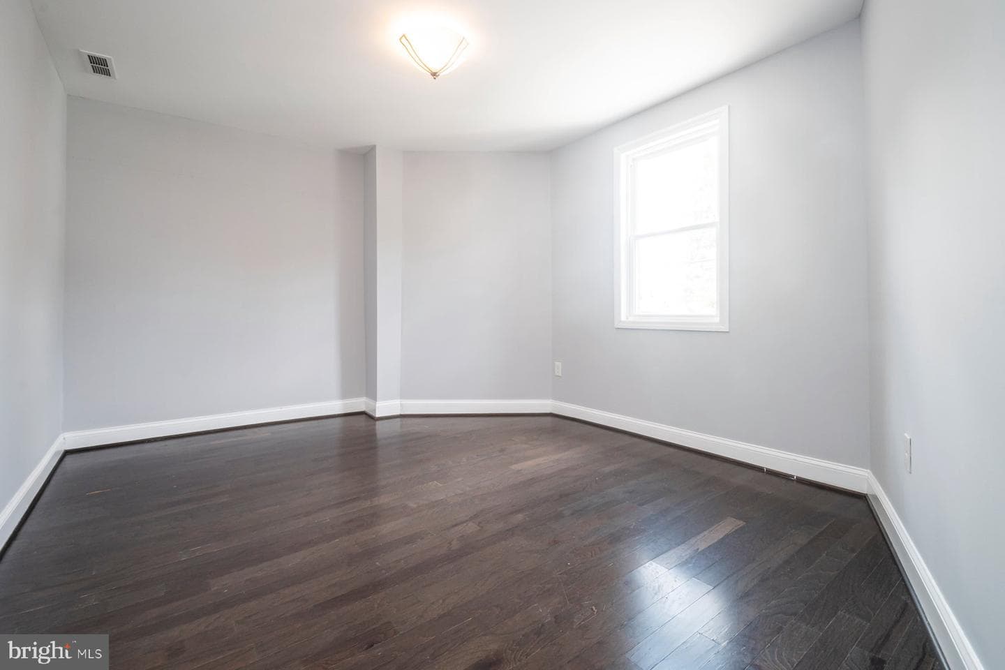1210 Weldon Avenue photo 22