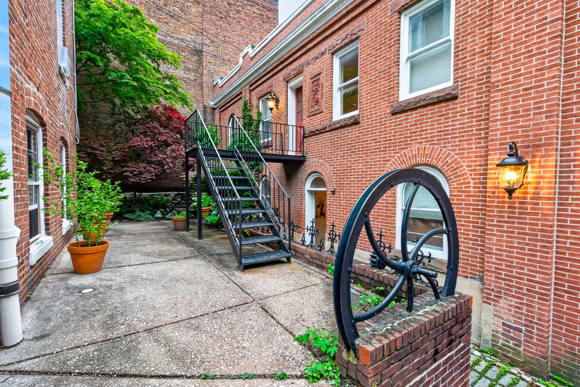 1227 Park Avenue #8 photo 21