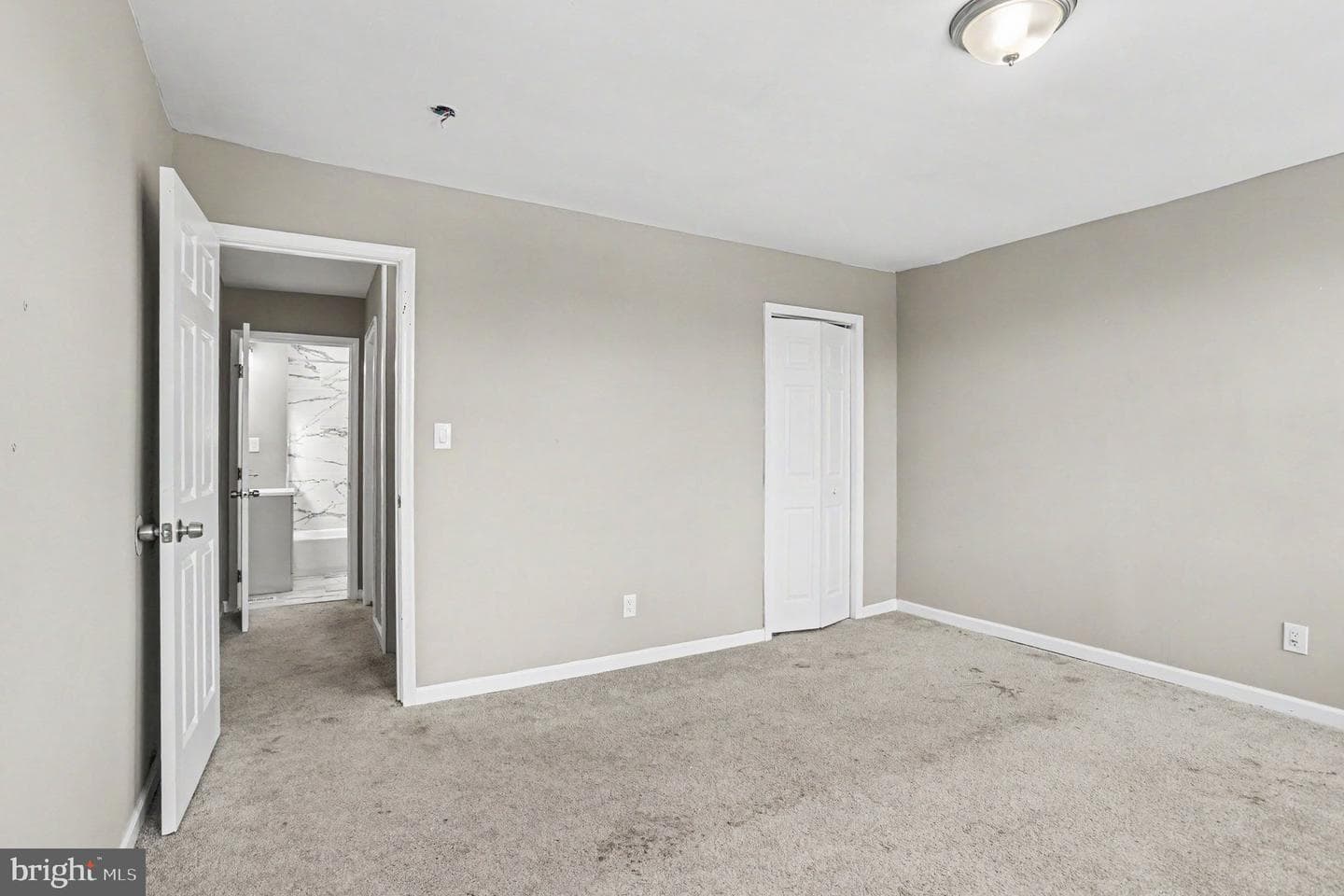 2642 Kennedy Avenue photo 10