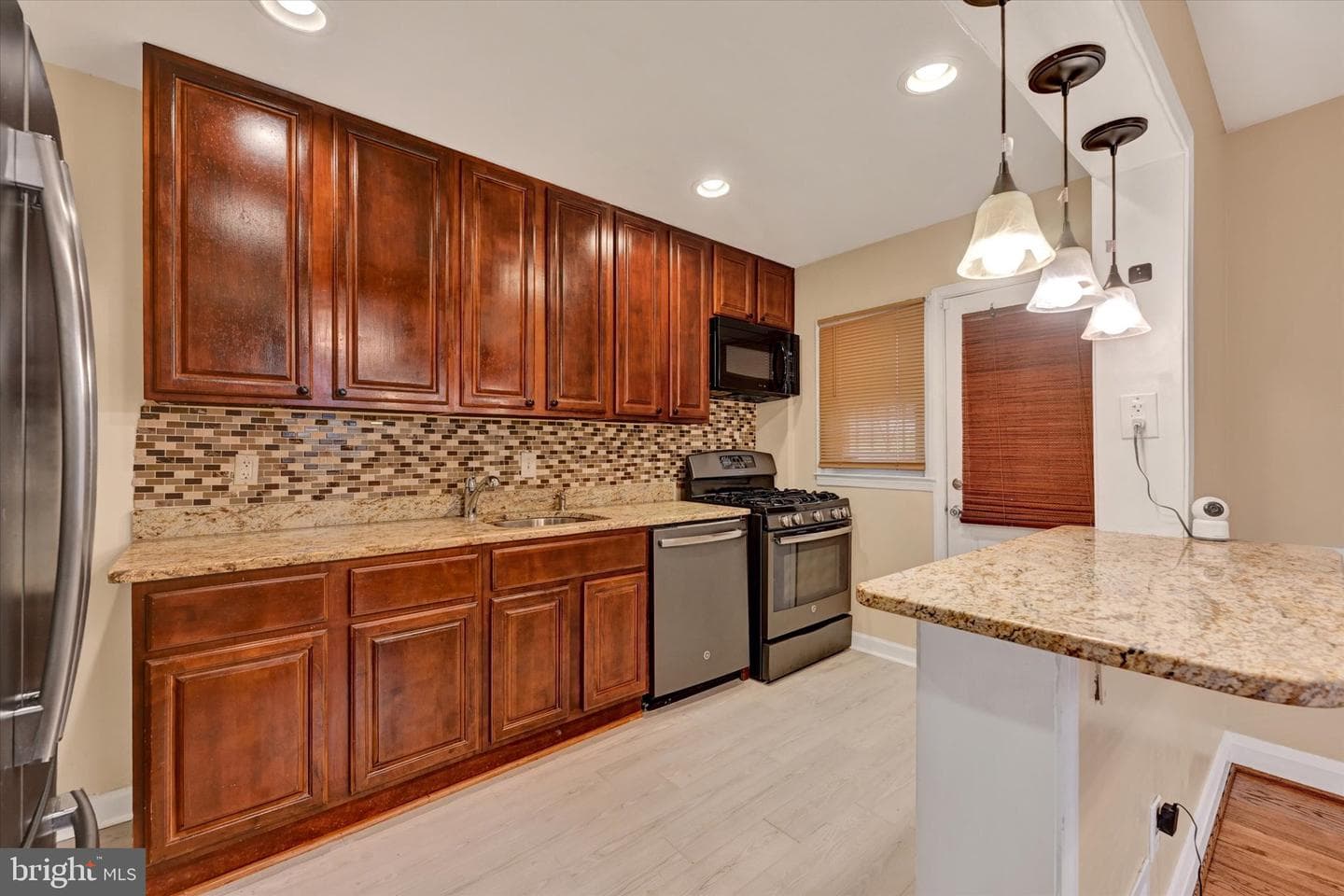 2105 Cloville Avenue photo 10