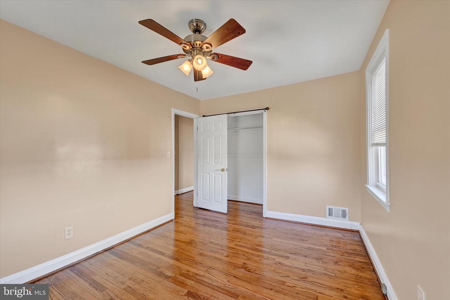 2105 Cloville Avenue photo 17