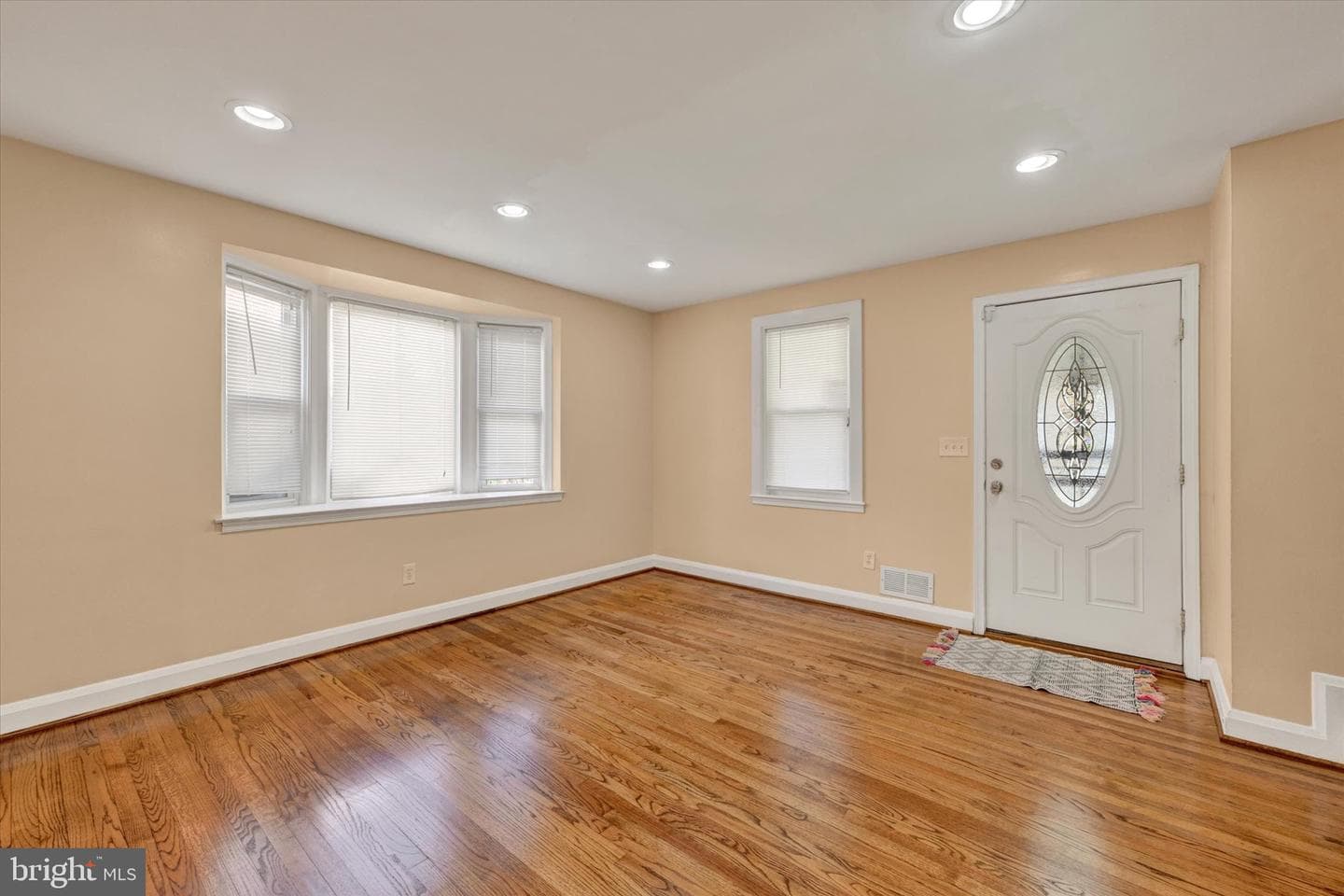 2105 Cloville Avenue photo 3
