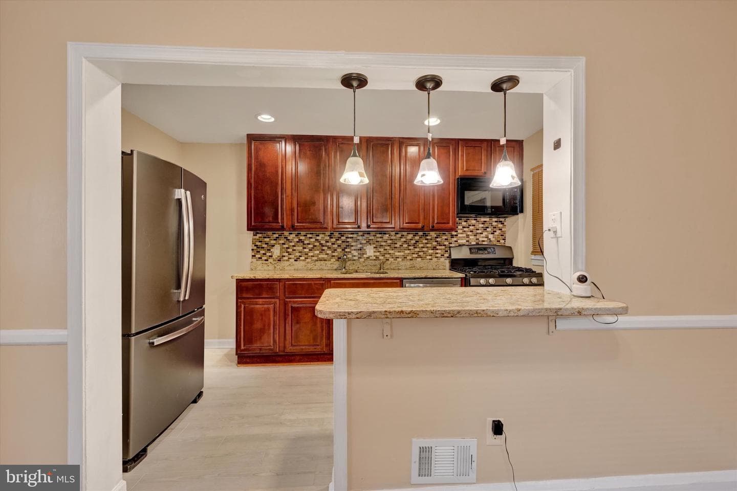 2105 Cloville Avenue photo 9