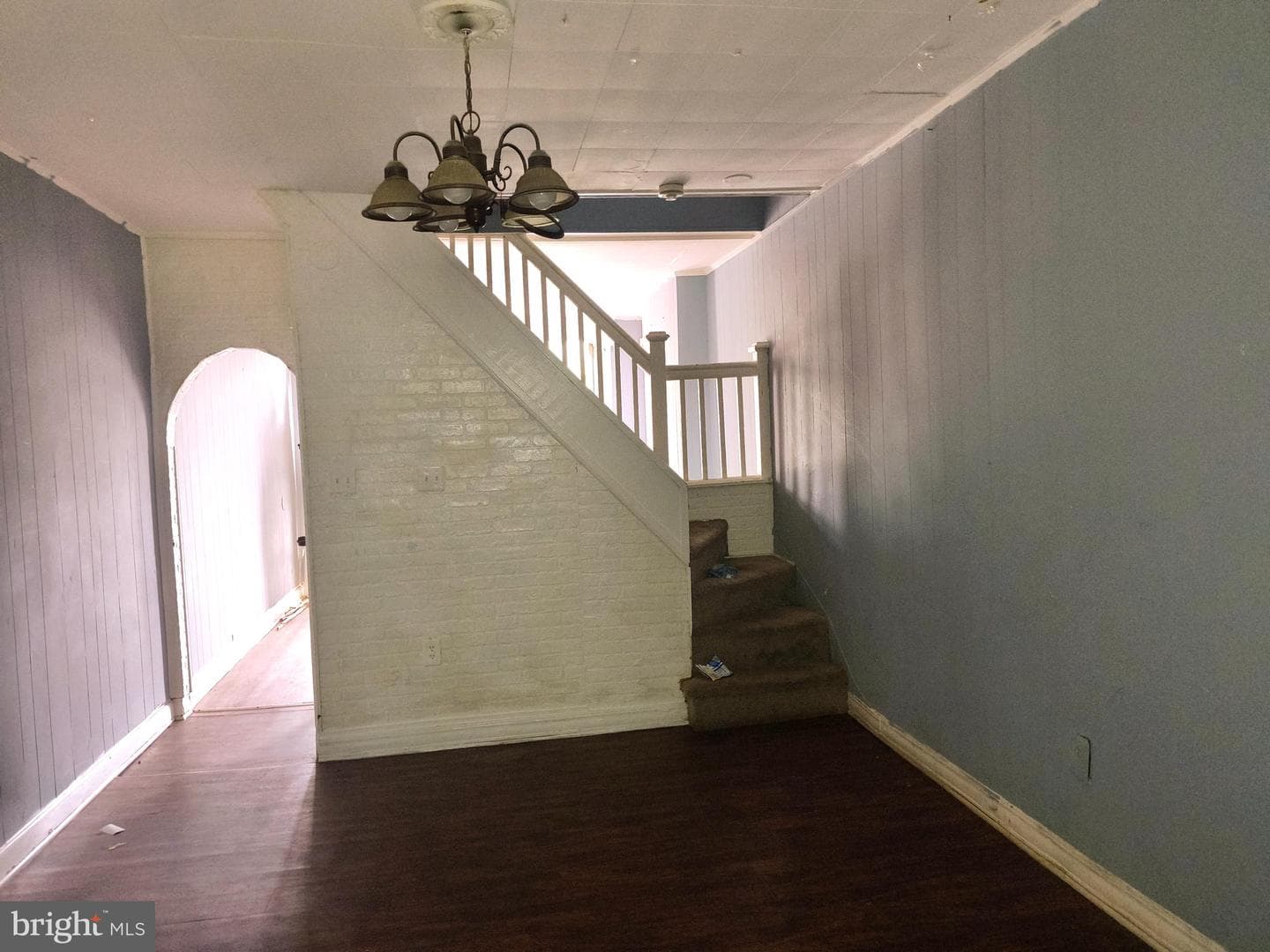 2021 Ashton St photo 3
