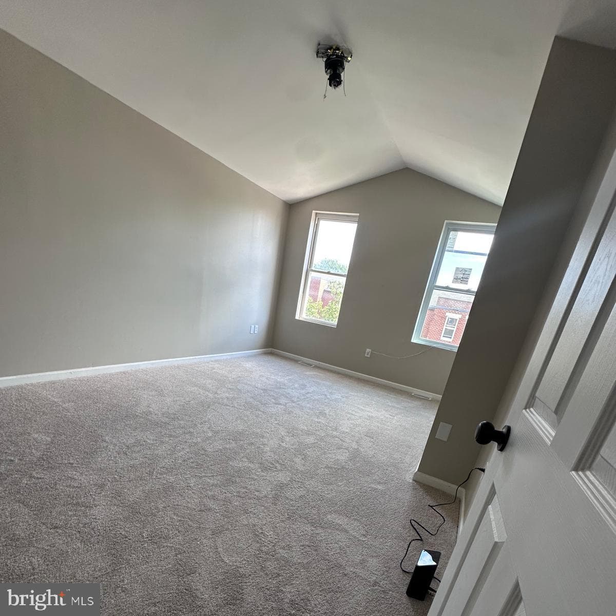 1202 E Lafayette Avenue photo 20