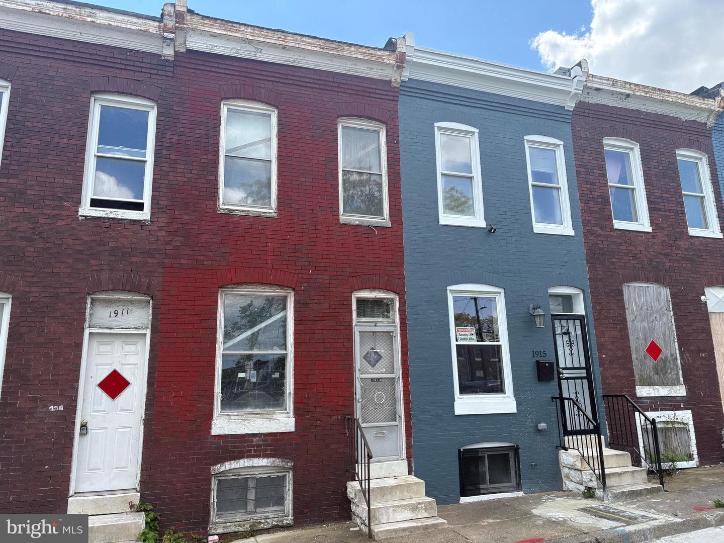 1913 Herbert Street photo 2