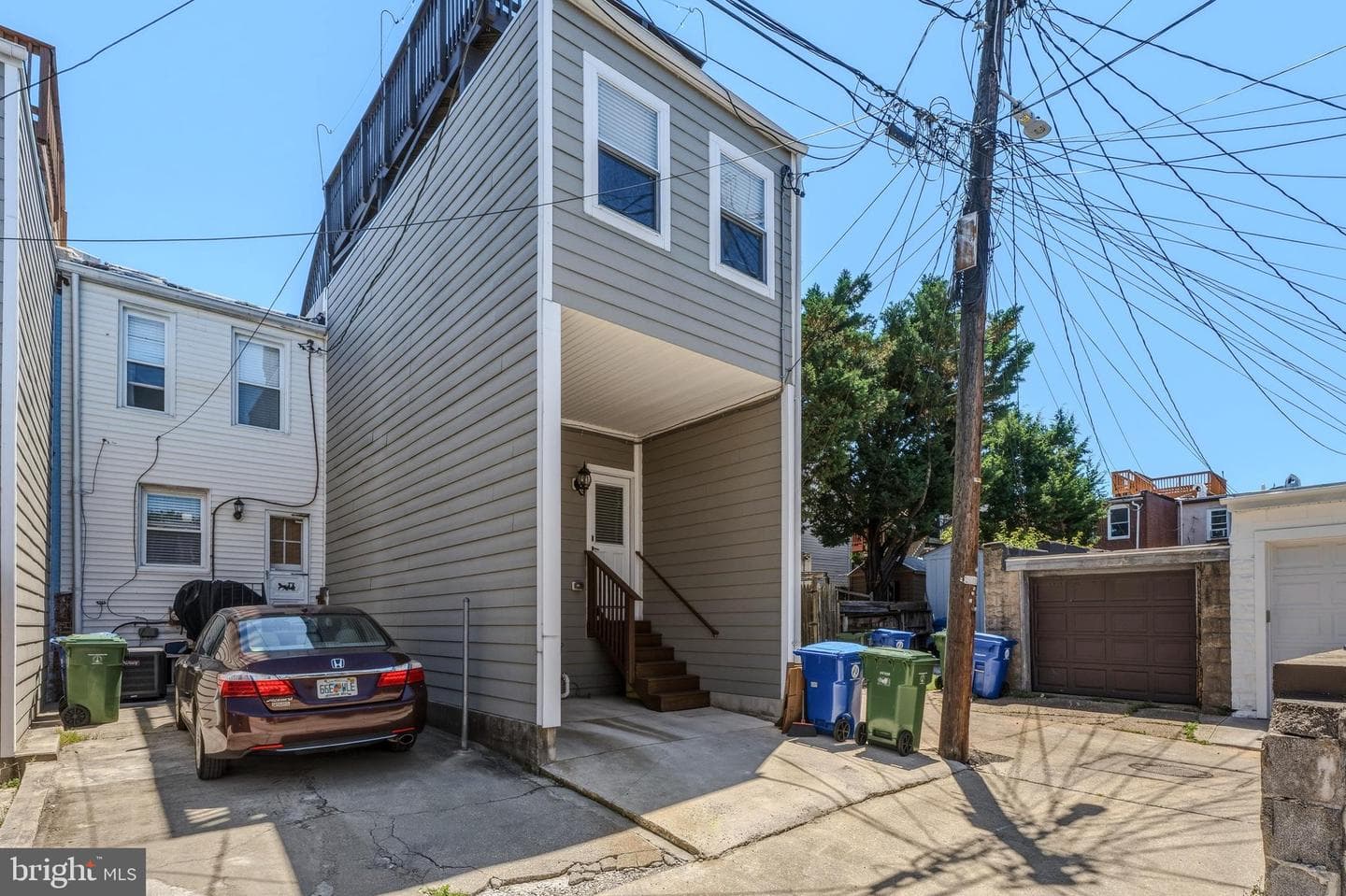 610 S Robinson Street photo 32