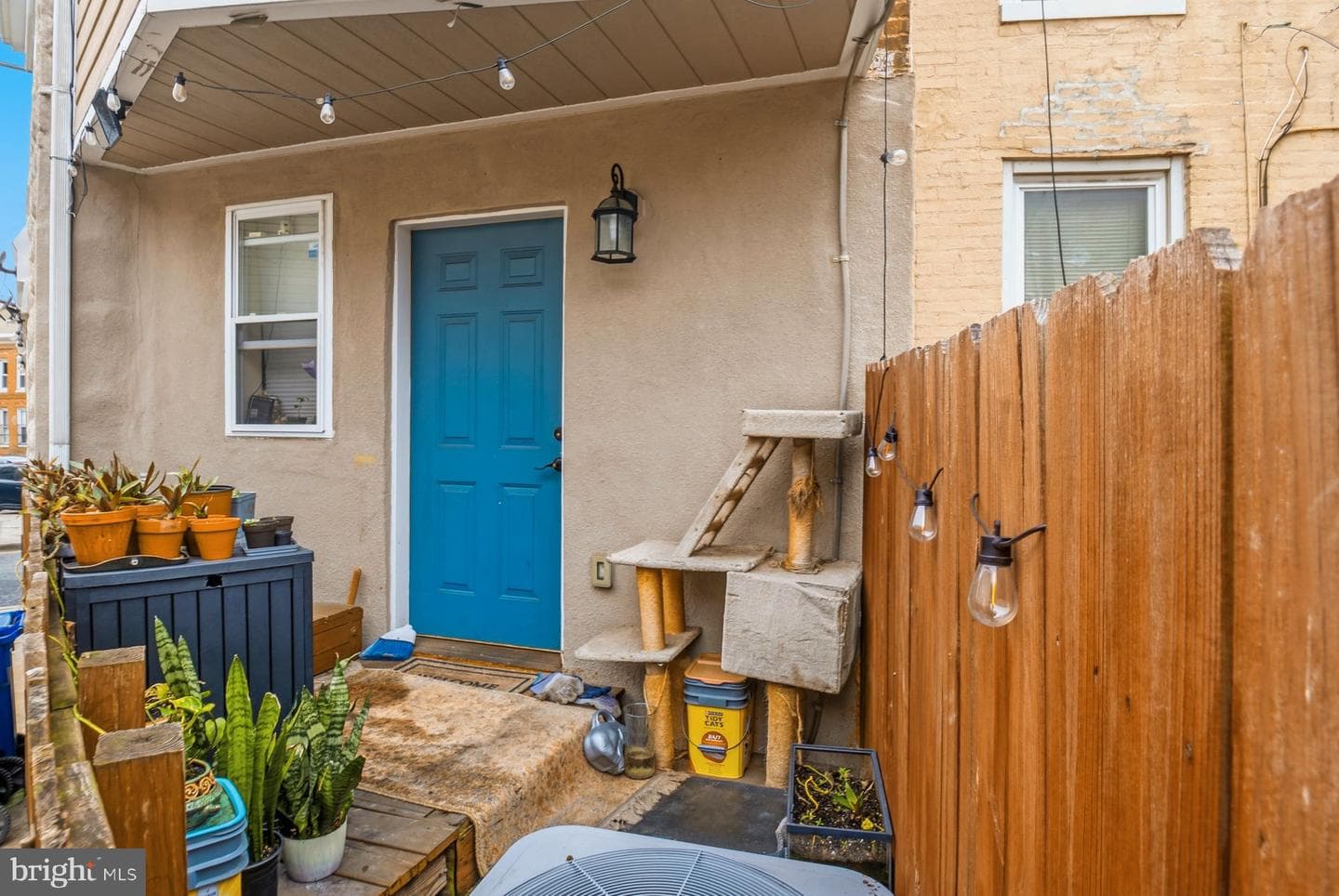 1202 W Cross Street photo 9