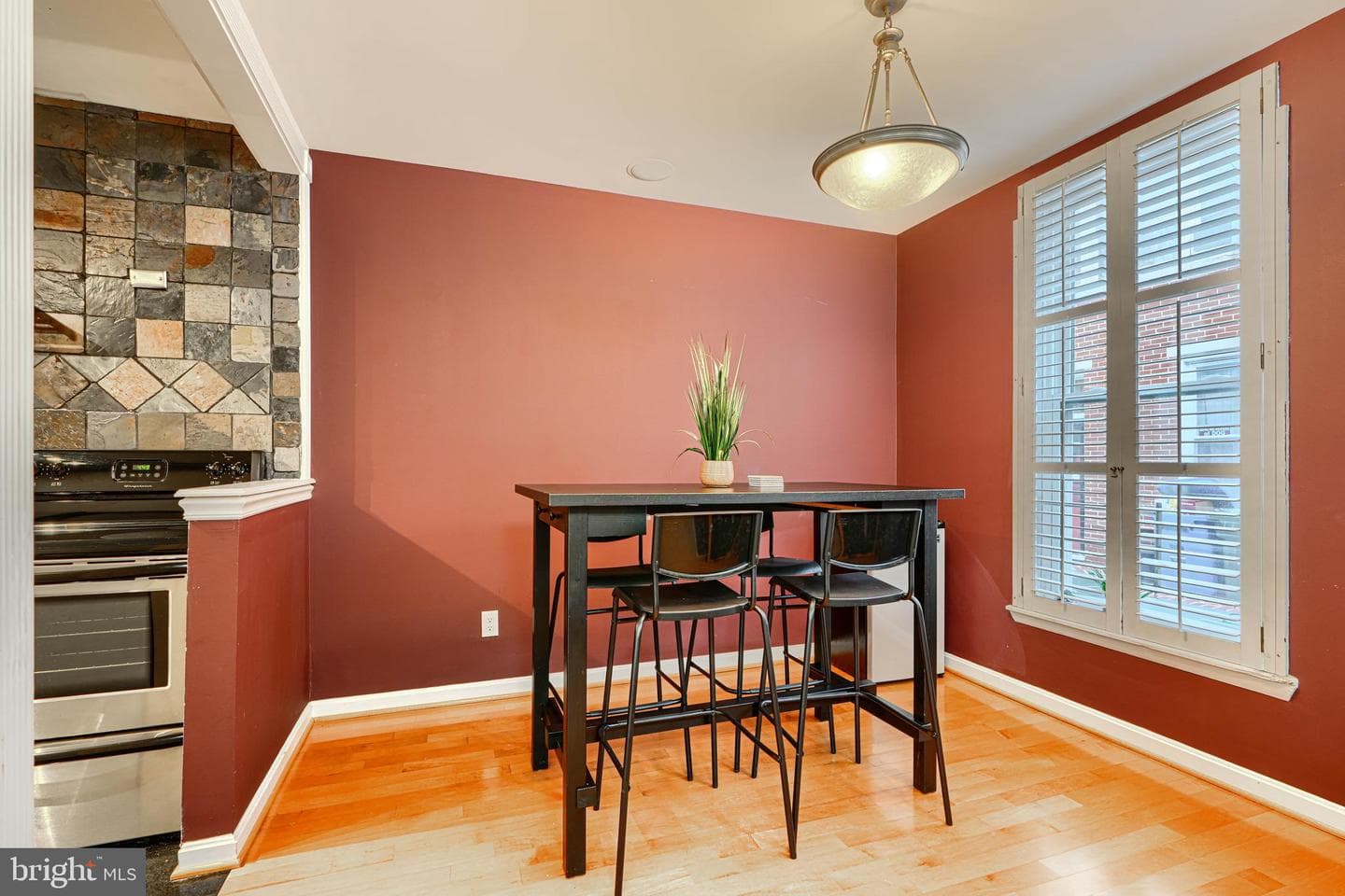 624 Jasper Street photo 7