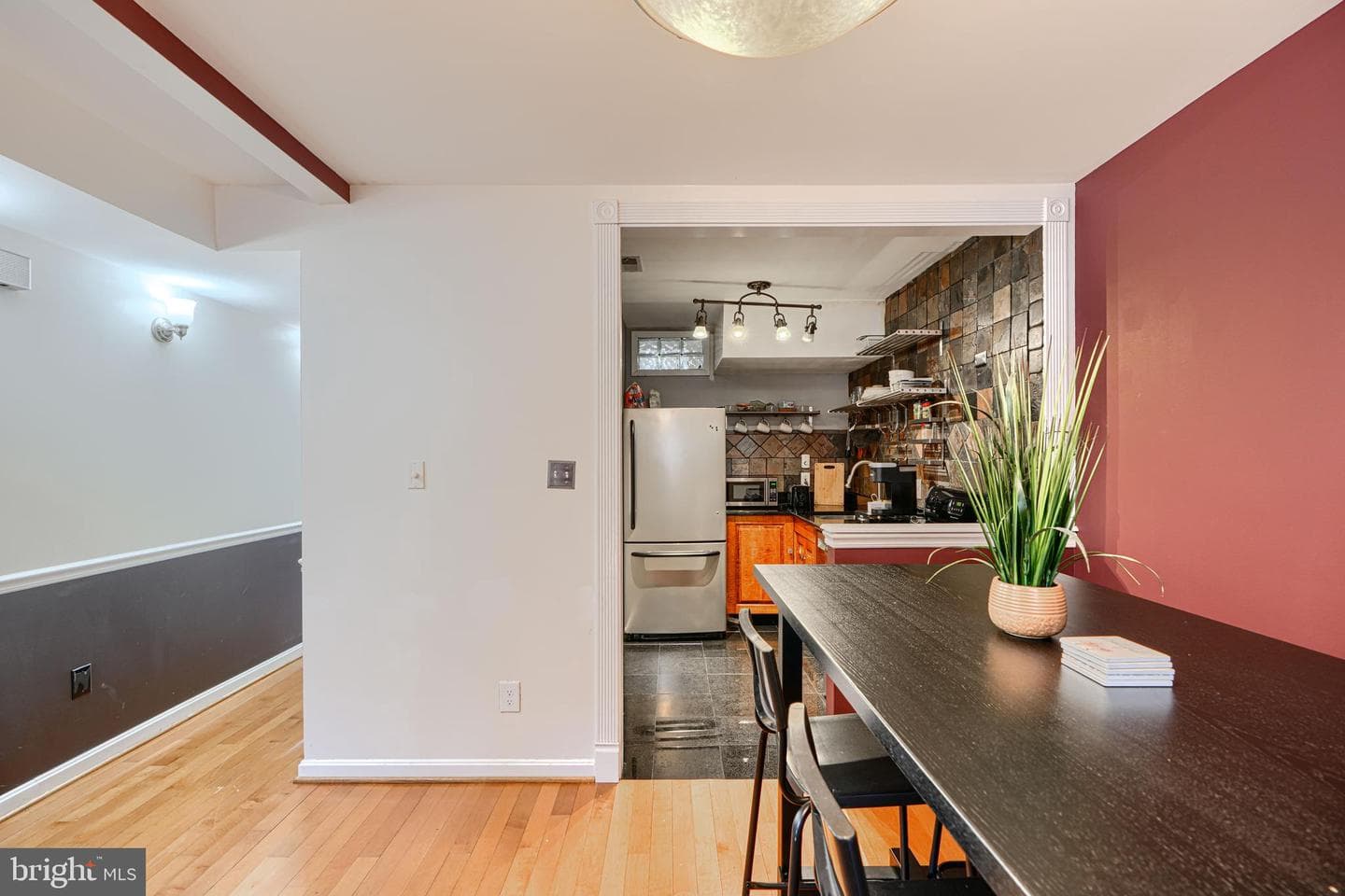 624 Jasper Street photo 9
