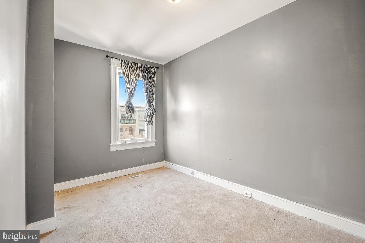 1636 N Bentalou Street photo 19