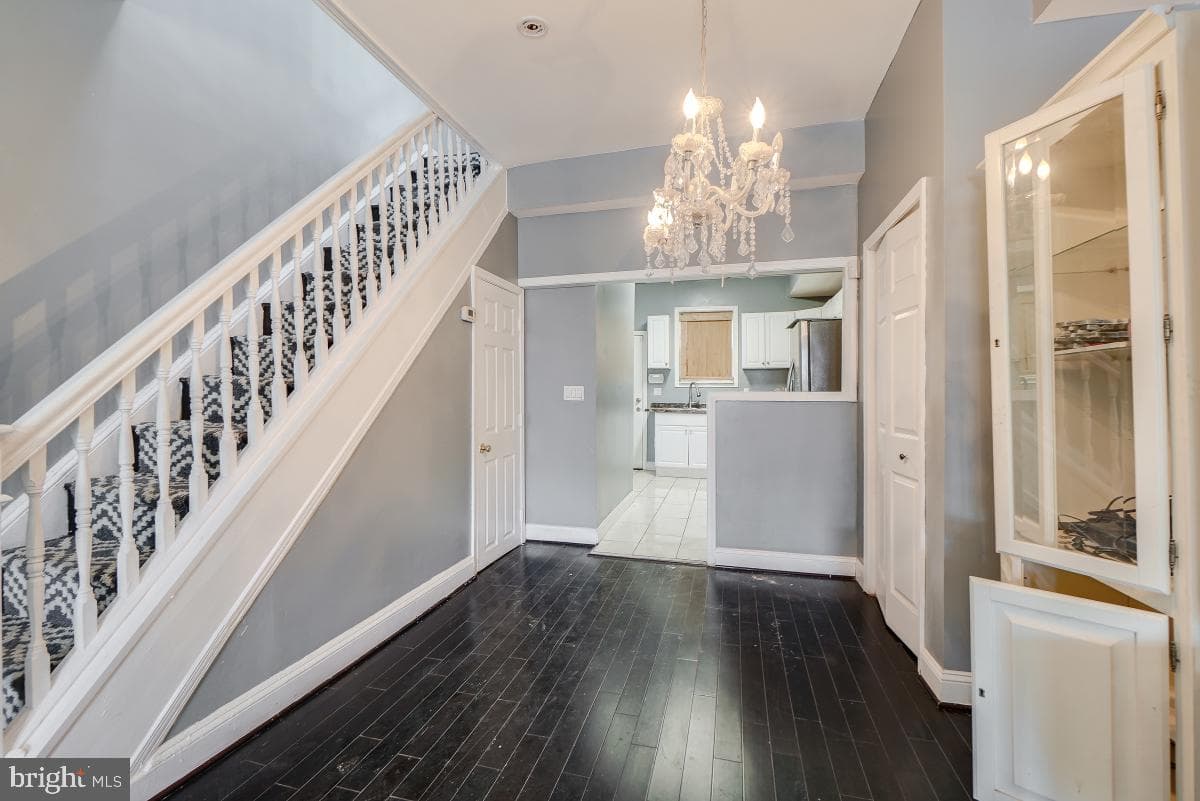 1636 N Bentalou Street photo 9