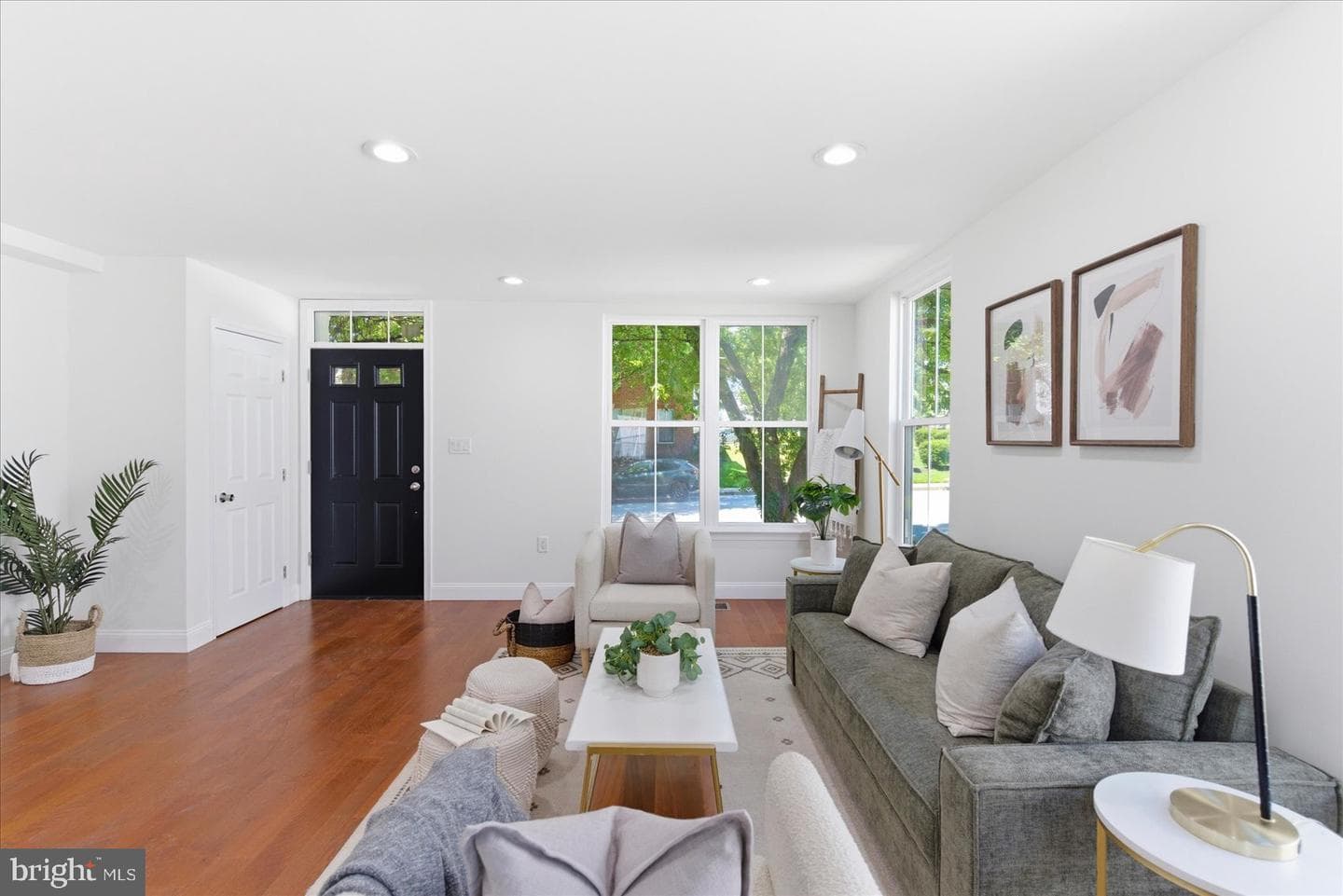 1013 Myrtle Avenue photo 4