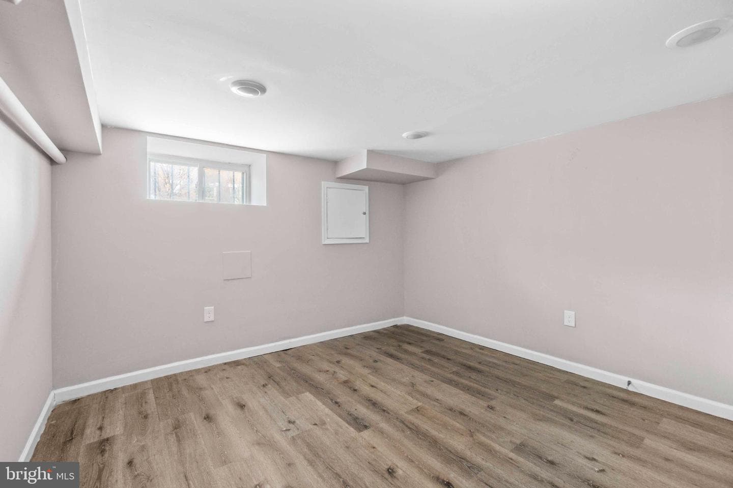 2815 E Madison Street photo 21