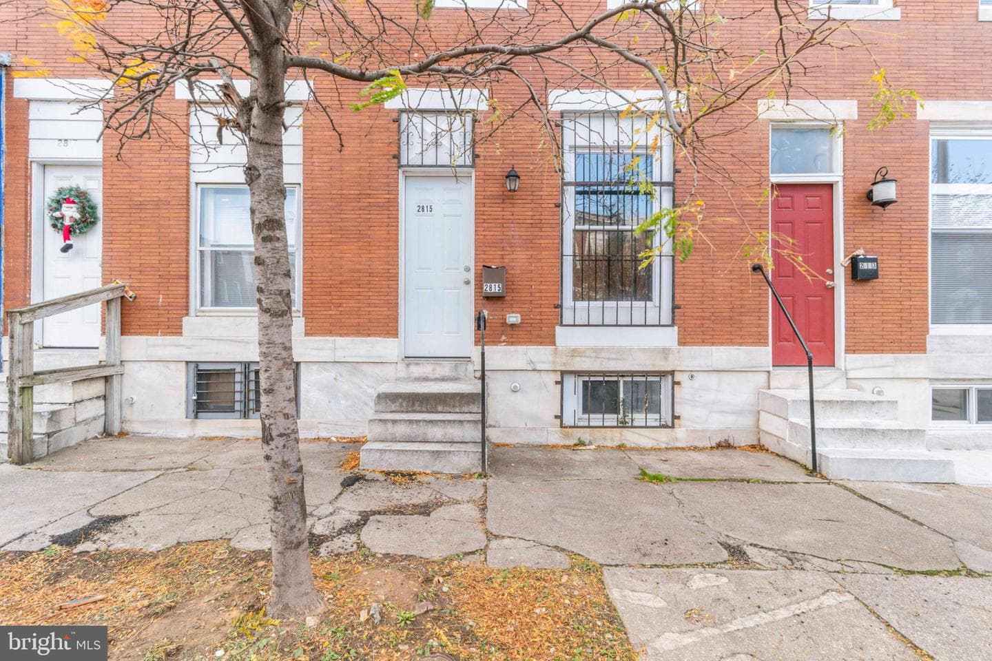 2815 E Madison Street photo 25
