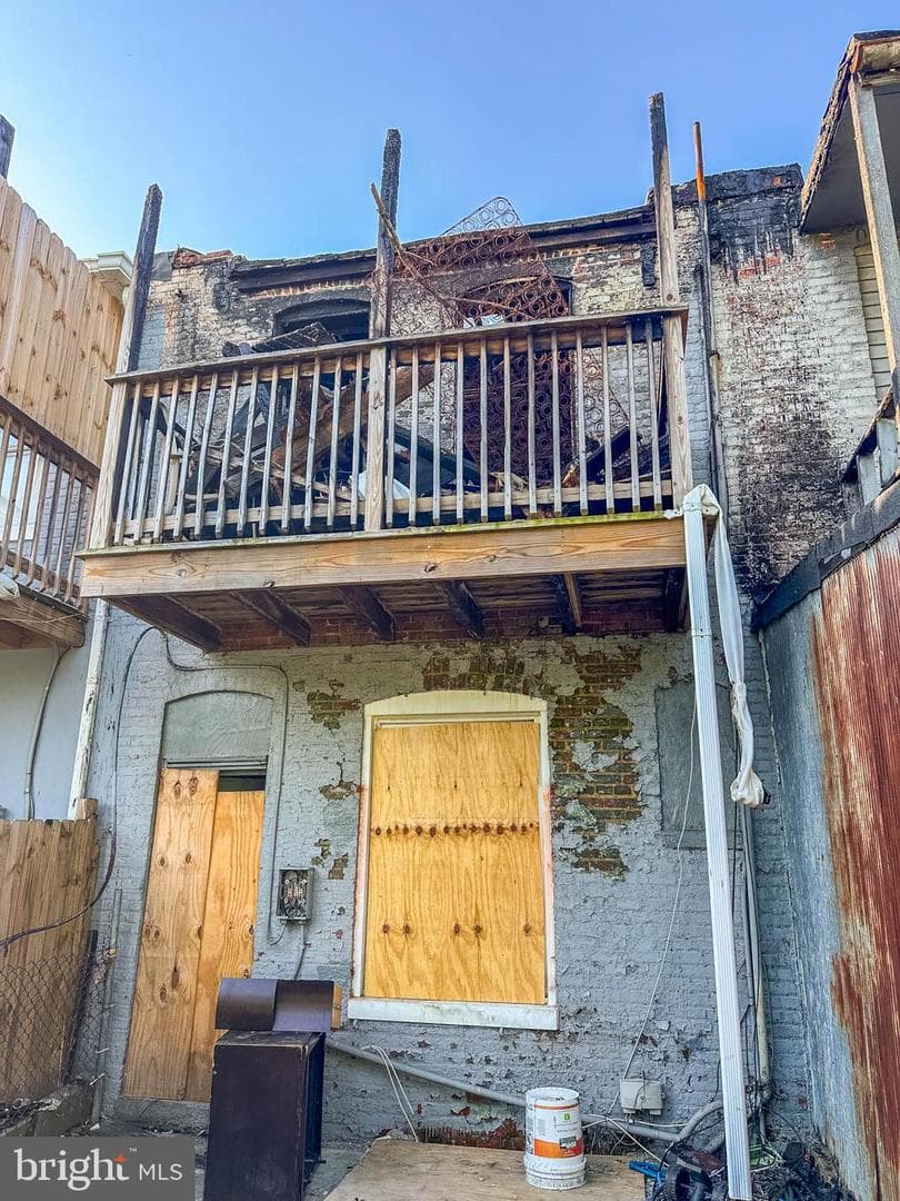 2416 E Oliver St photo 5