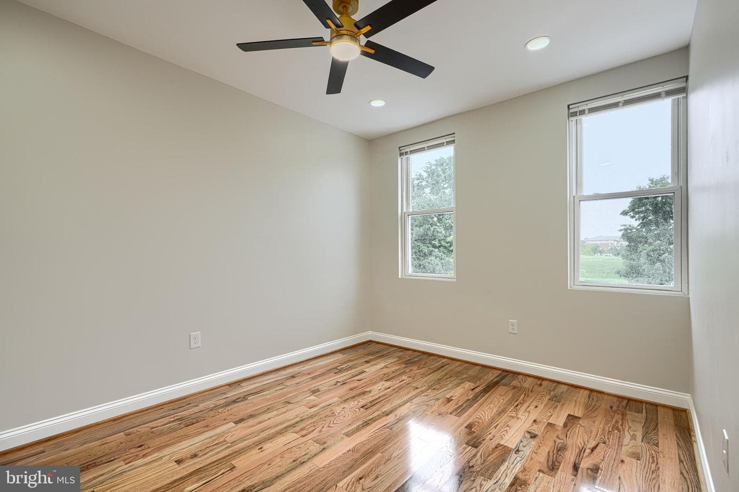 3502 Ellerslie Avenue photo 24