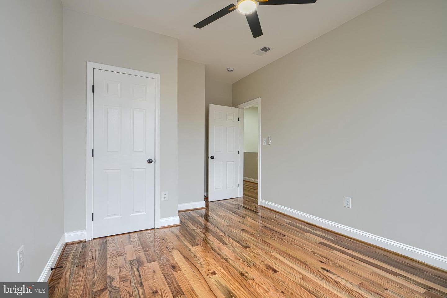 3502 Ellerslie Avenue photo 33