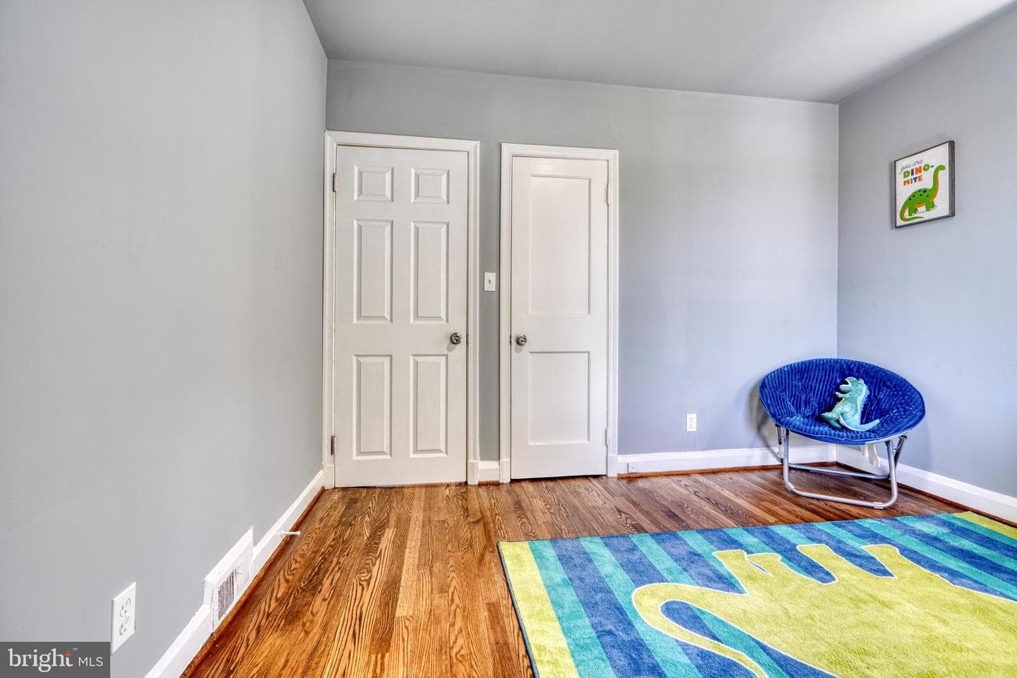 4906 Grindon Avenue photo 26