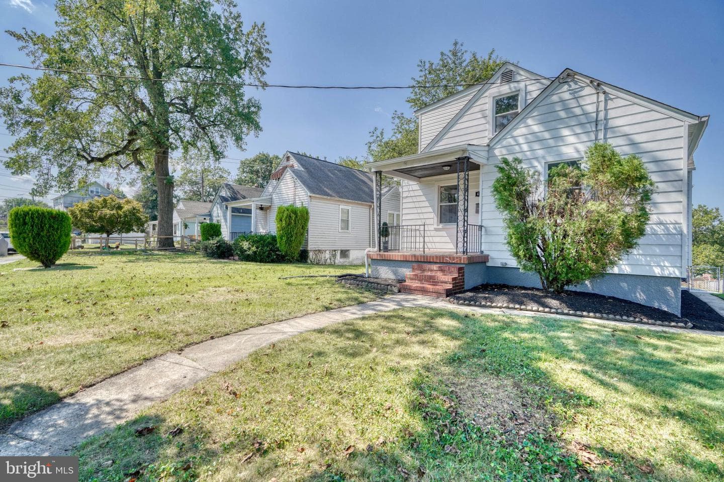 4906 Grindon Avenue photo 49