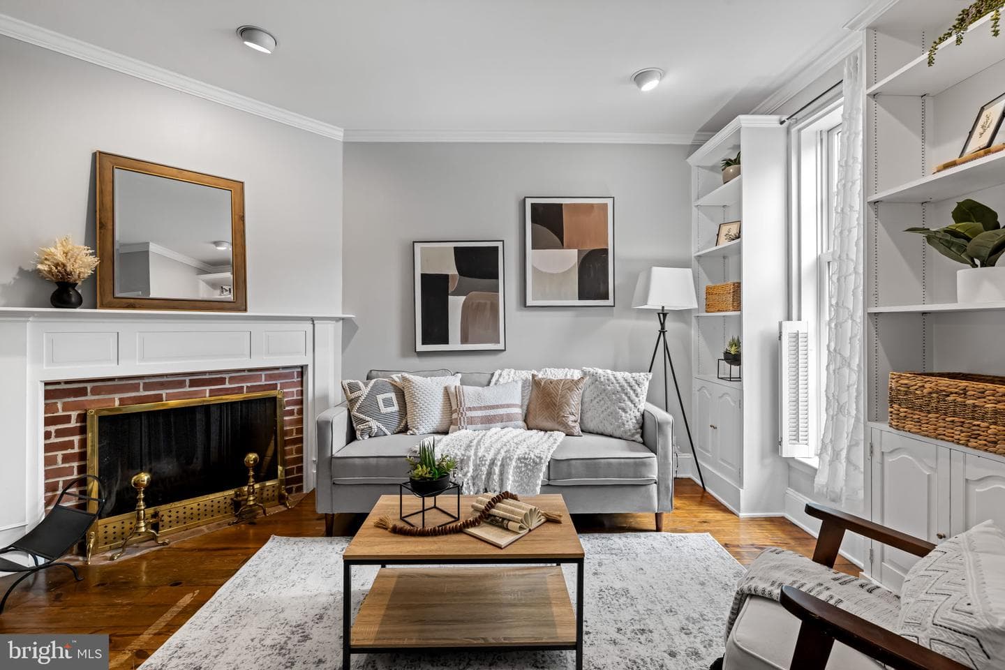 112 Montgomery Street photo 6