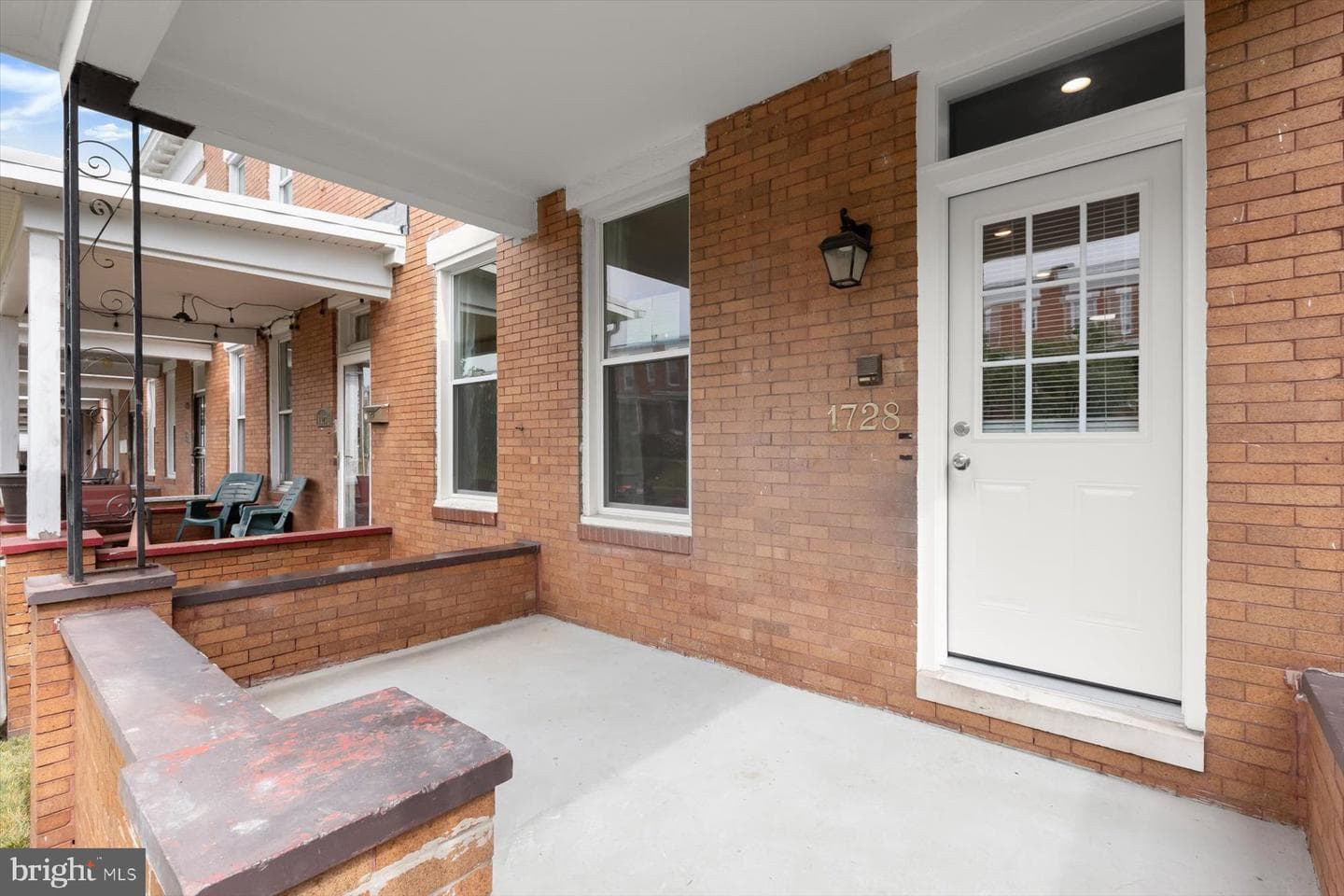 1728 E 32nd Street photo 3