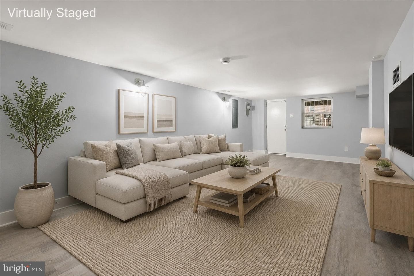1728 E 32nd Street photo 6