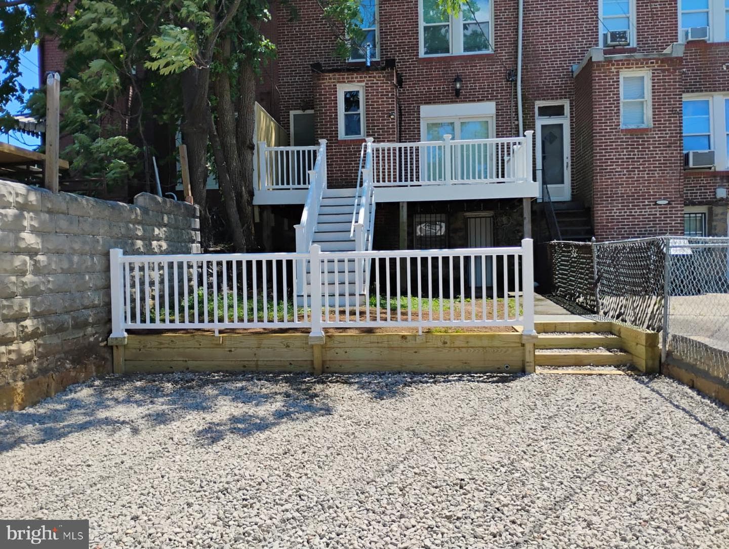 1728 E 32nd Street photo 7