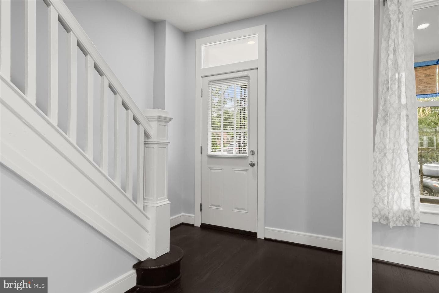 1728 E 32nd Street photo 8