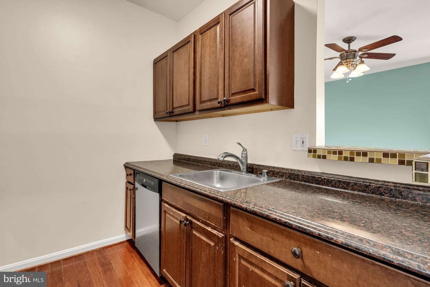 1714 Park Avenue #403 photo 14