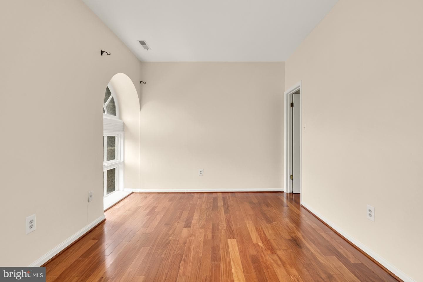 1714 Park Avenue #403 photo 21