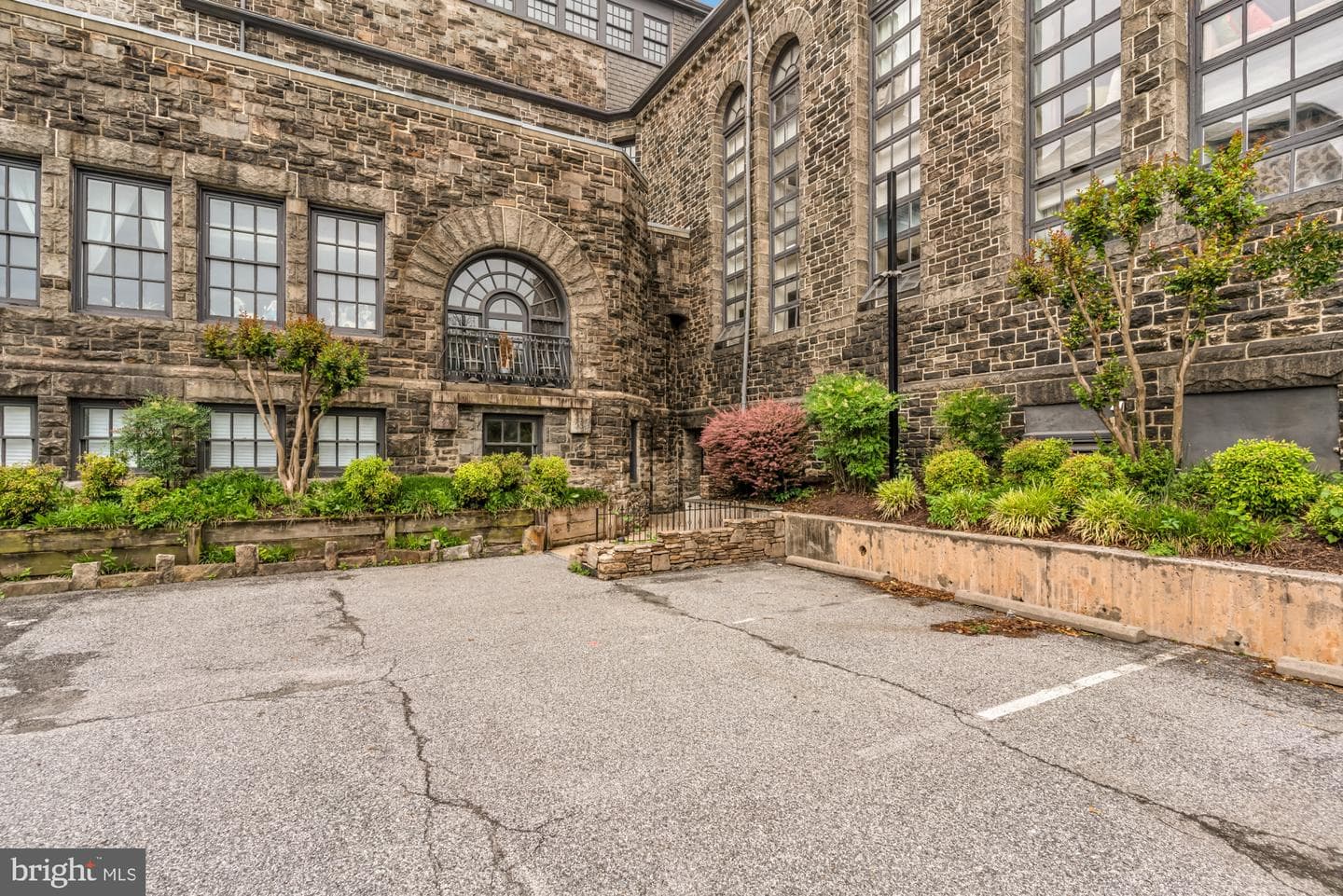 1714 Park Avenue #403 photo 4