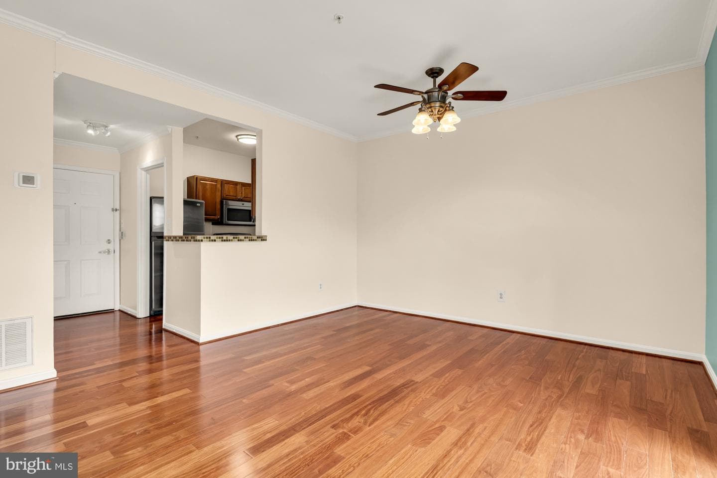 1714 Park Avenue #403 photo 8