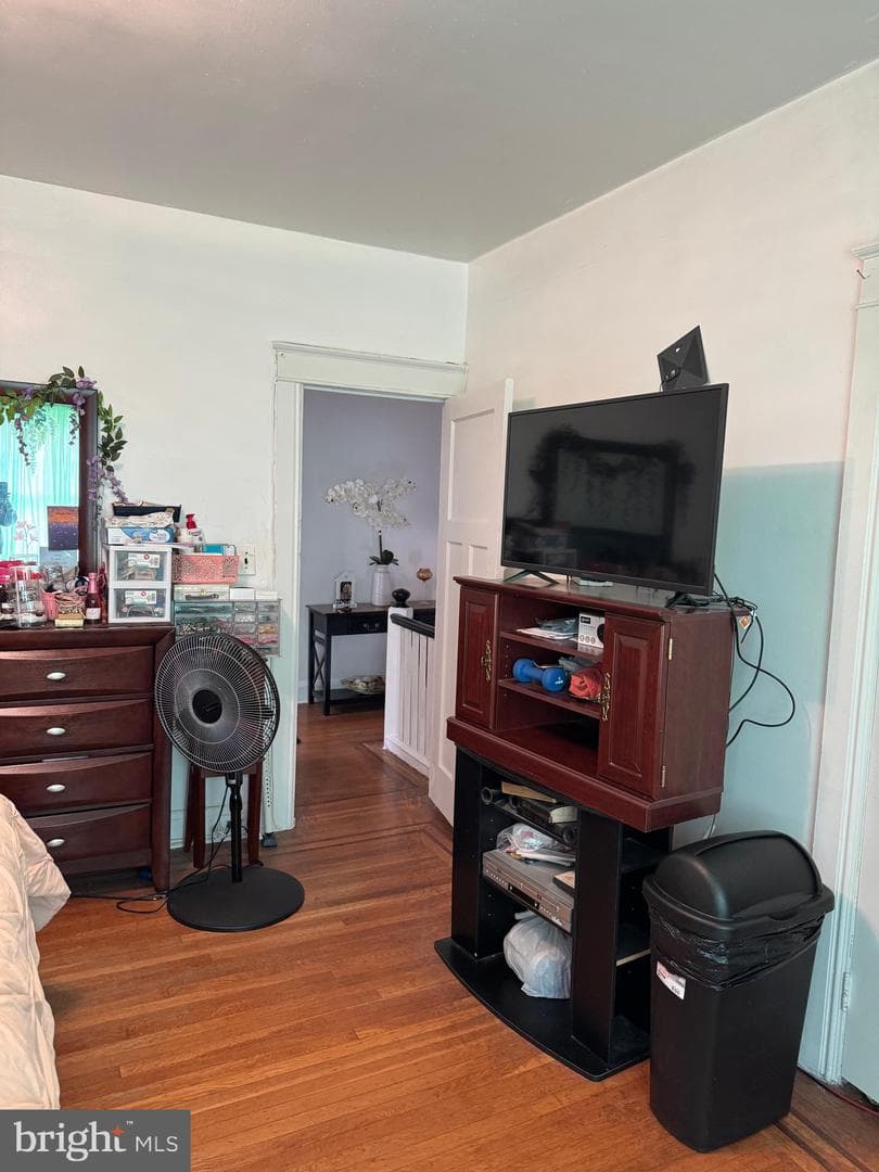 3217 Ramona Avenue photo 43