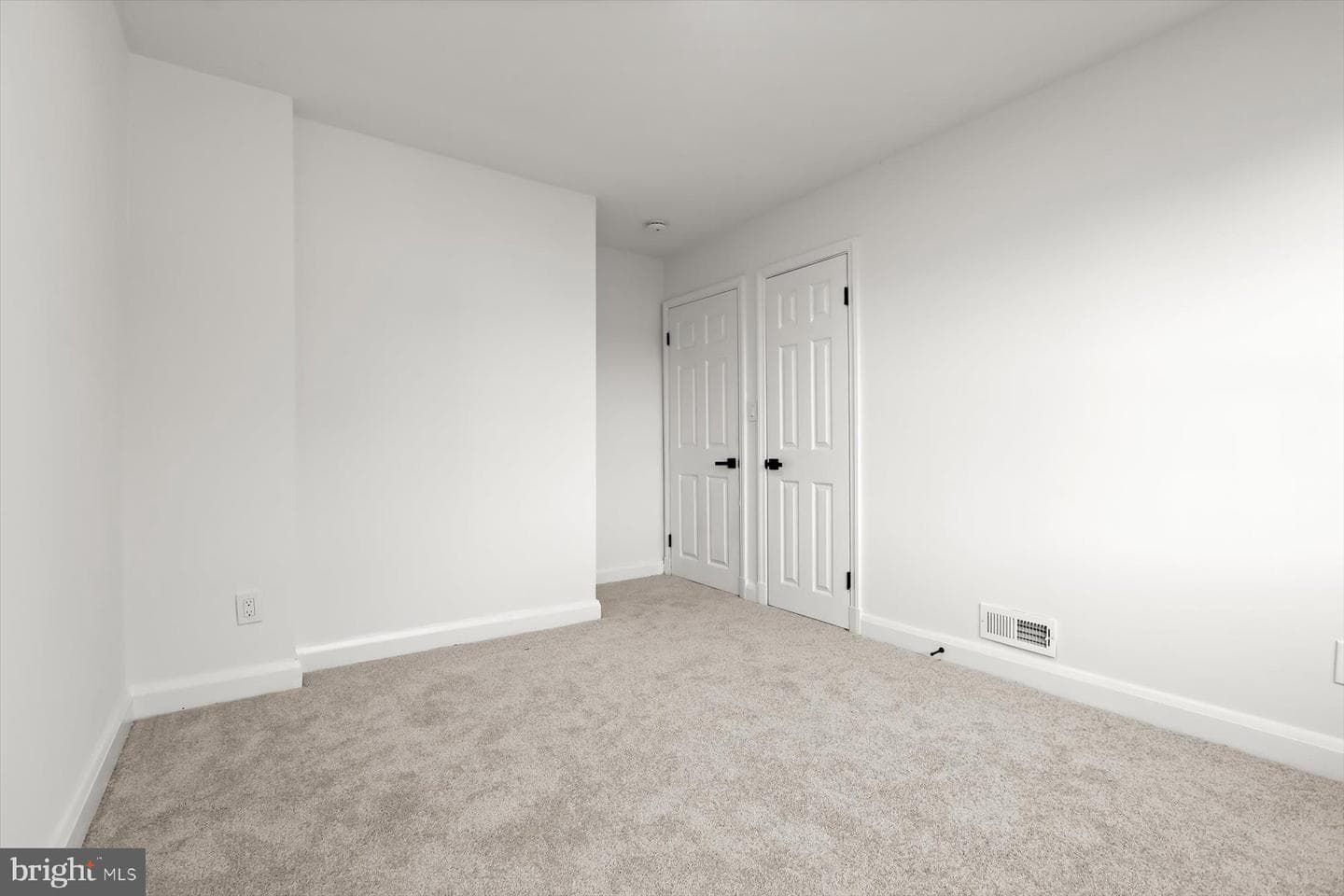 1302 Woodbourne Avenue photo 21